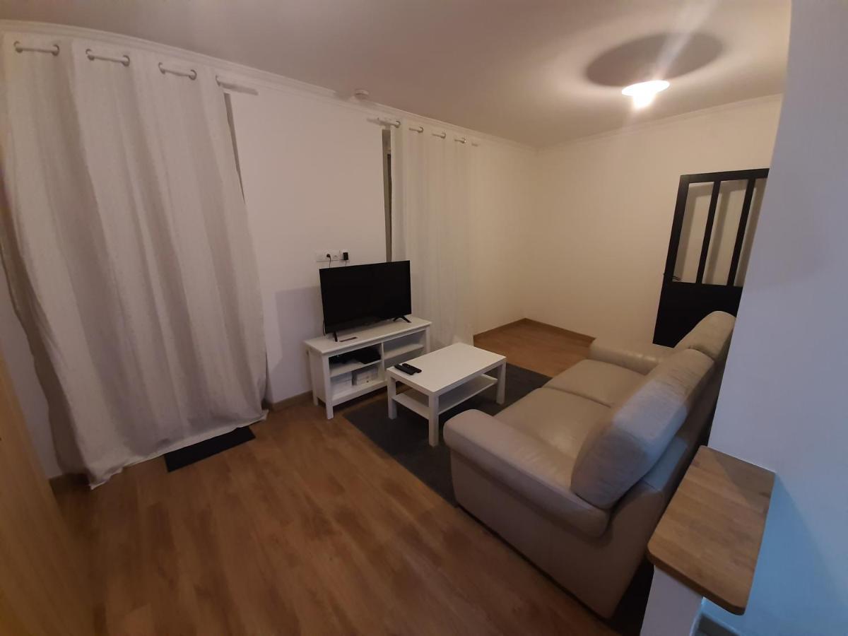 Appartement 2 Pieces, Proche Rer, Bus Et Chateau Rambouillet Bagian luar foto