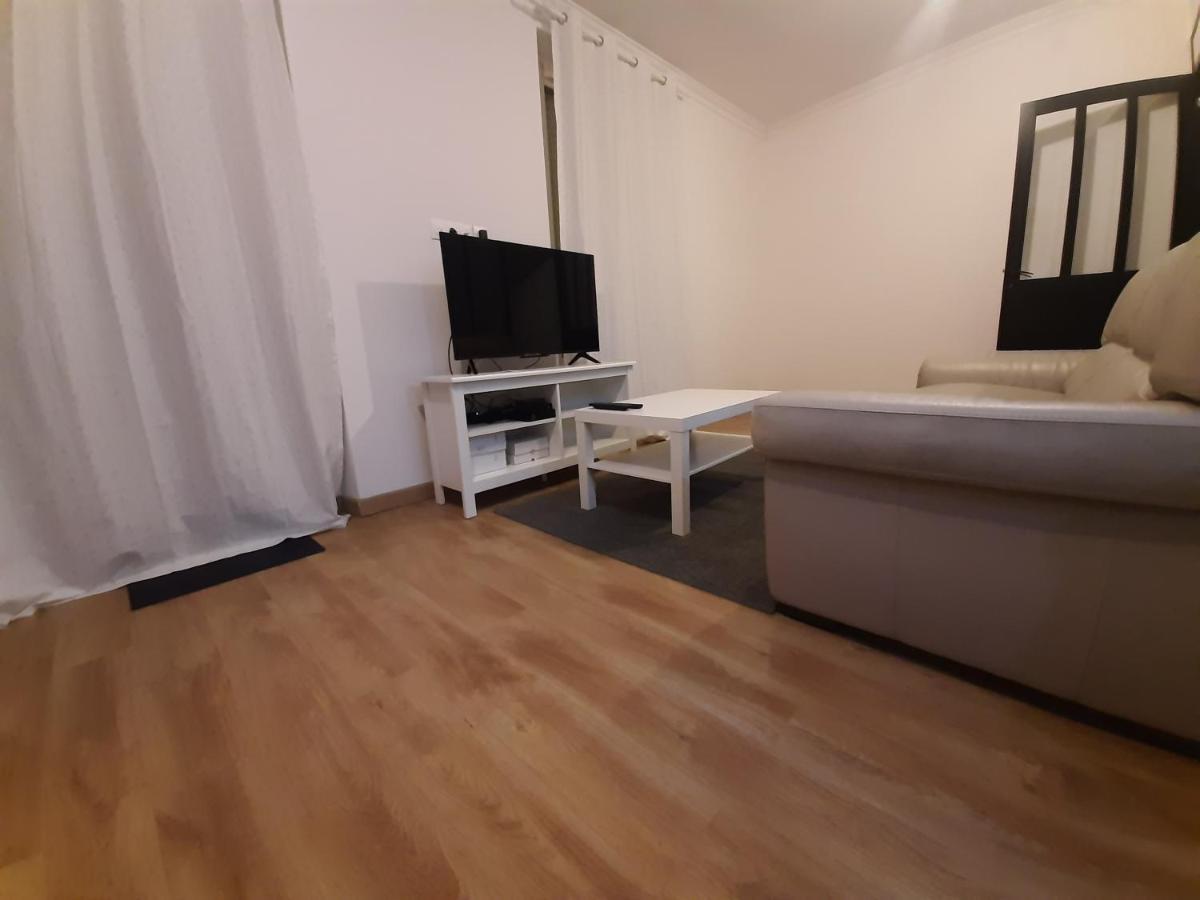 Appartement 2 Pieces, Proche Rer, Bus Et Chateau Rambouillet Bagian luar foto